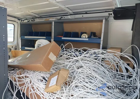 2012 Ford E-150 Commercial z USA, uszkodzony, nr VIN 1FTNE1EW1CDB33342